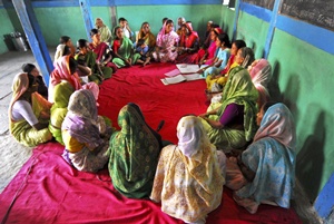 Women's microfinance group in Pune, India