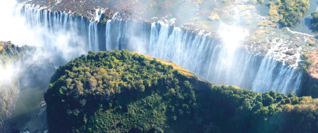 Victoria Falls, Zambia. Credit: Tee La Rosa